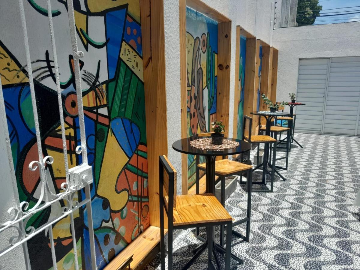 "Le Chat Qui Peche" Hostel A 150 Metros Da Praia De Pajucara Maceió Zewnętrze zdjęcie
